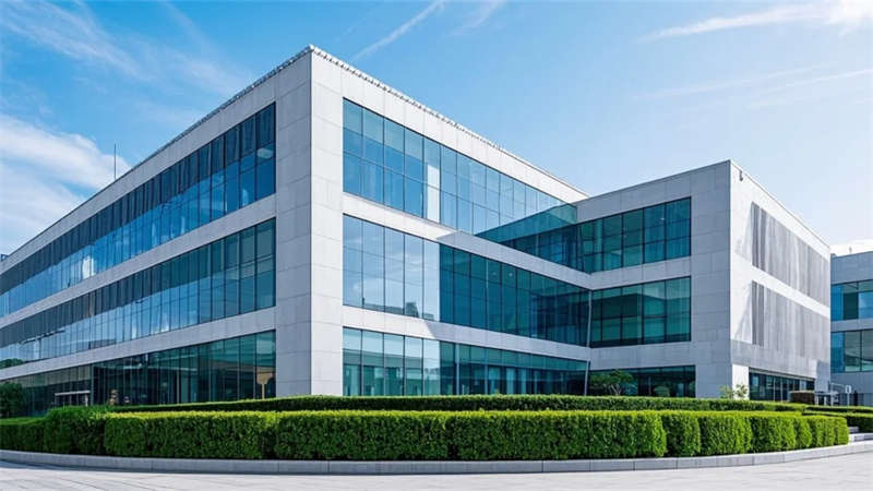 合肥辦公樓裝修設(shè)計(jì)效果圖，光影交織綠意